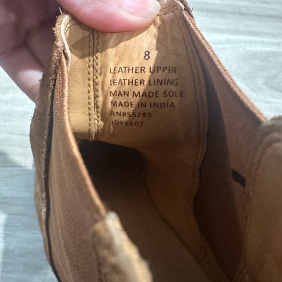 Vintage Men's Brown Suede Chelsea Boots - Picture 4 of 6